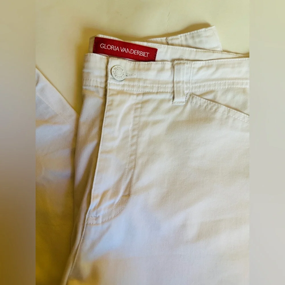 Gloria Vanderbilt White Capris Cotton Stretch Blend Size 8